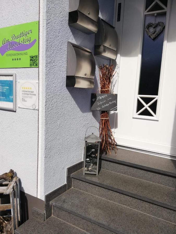 Ferienwohnungen Am Bruttiger Moselsteig Exteriör bild