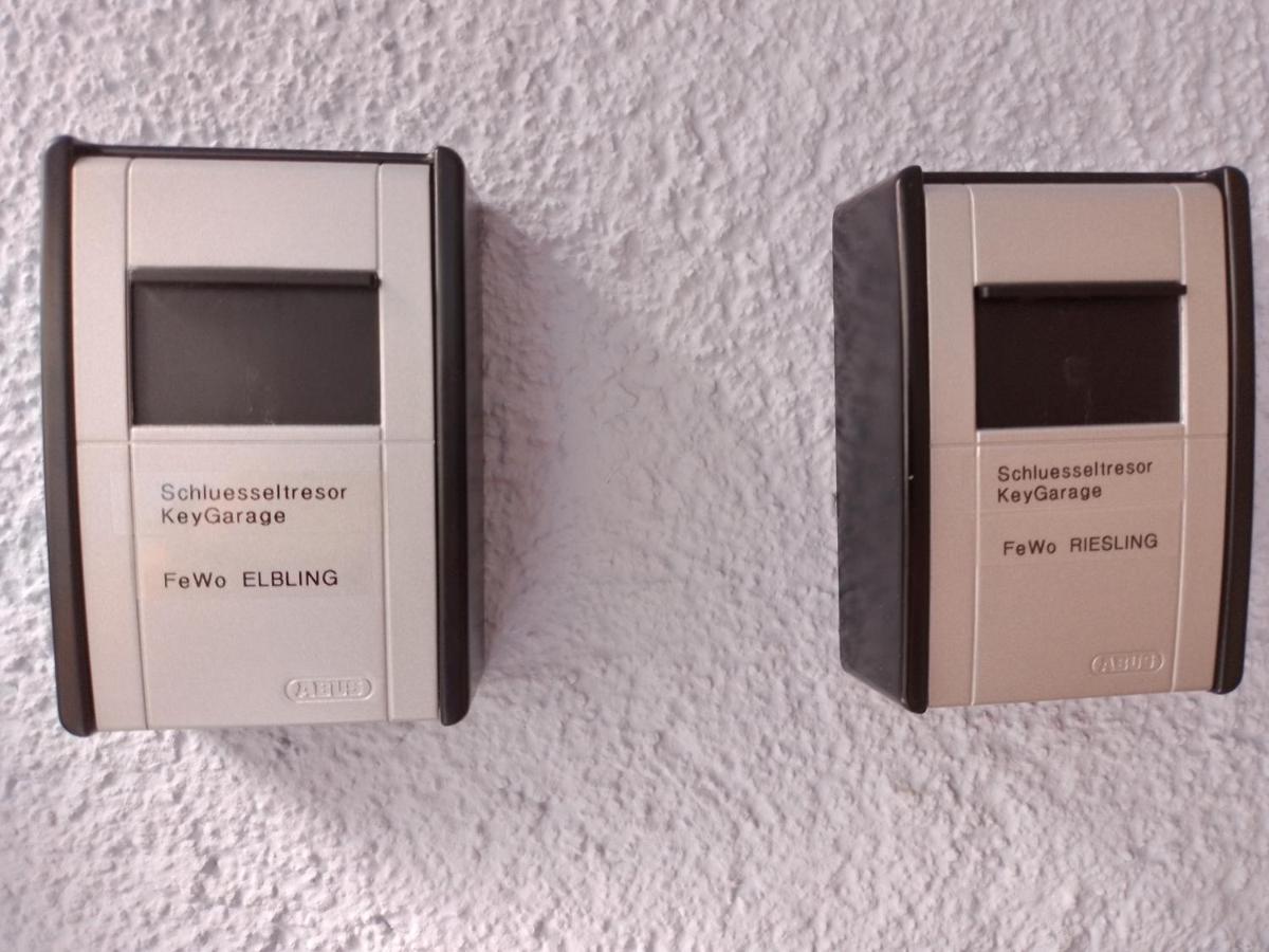 Ferienwohnungen Am Bruttiger Moselsteig Exteriör bild